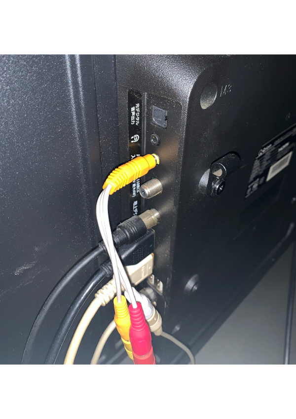 rcaケーブルをTVへ